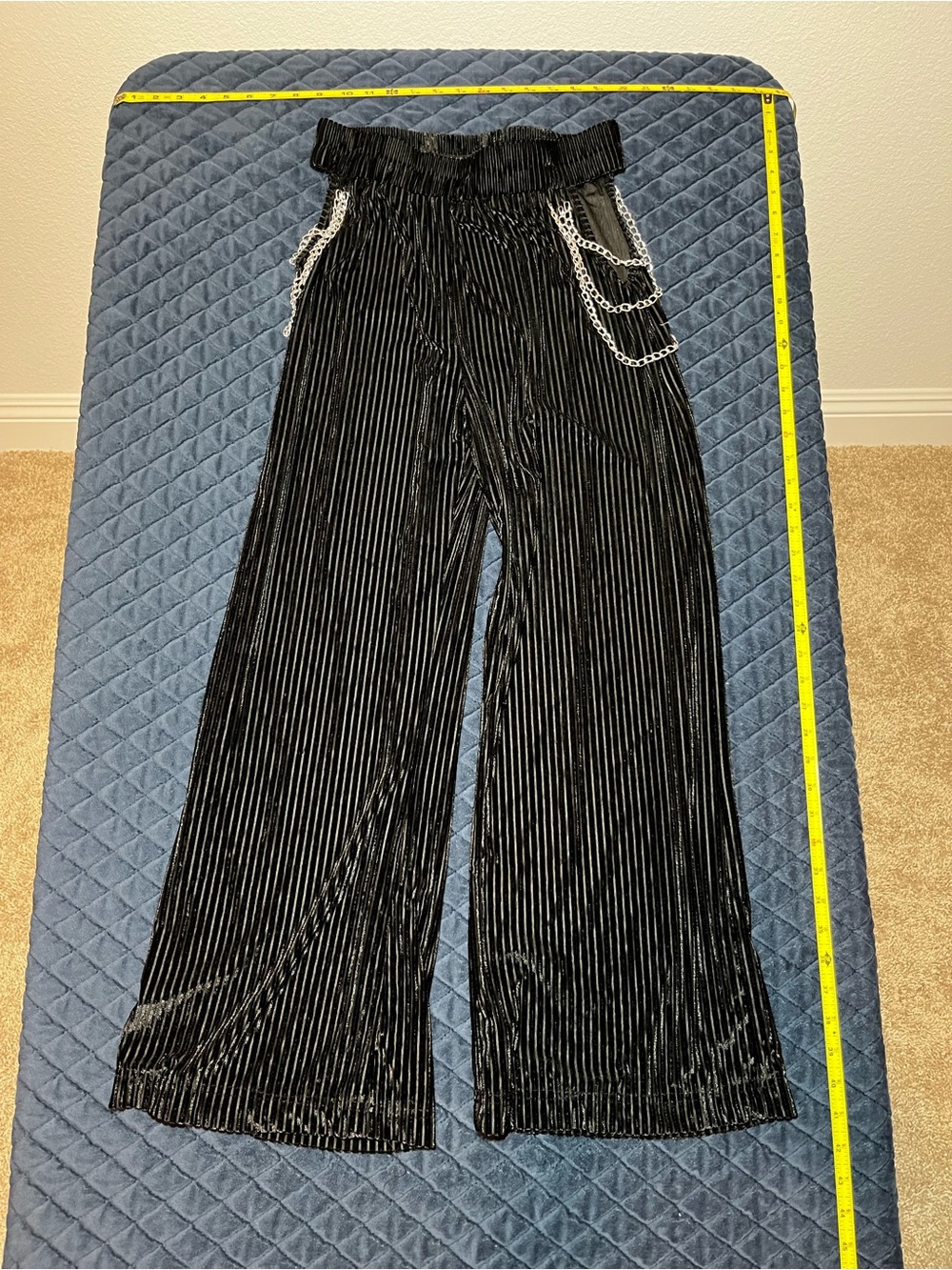 Black Velvet Wide-Leg Pants with Chain Accent